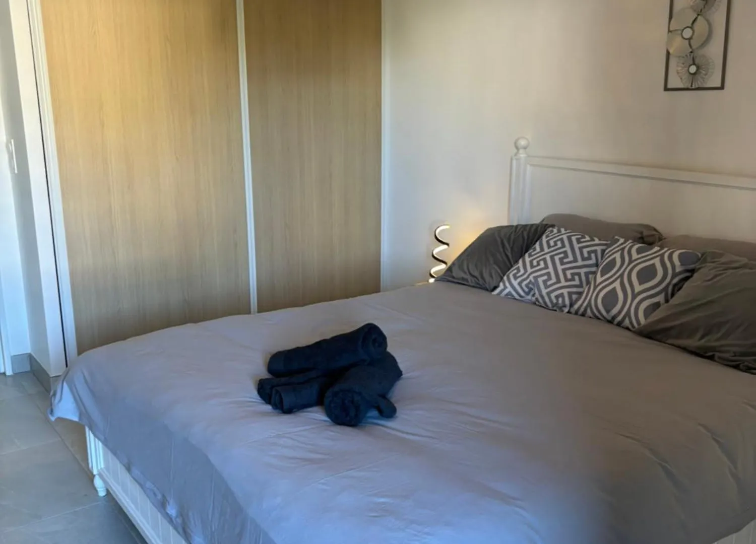 3 Pieces Neuf Piscine Debordement En Rooftop Villeneuve-Loubet