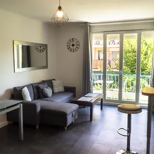 Appartamento Charmant Studio Proche De Nice à 300m Des Plages, Villeneuve-Loubet